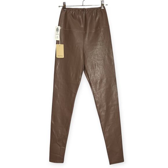 NEW Aritzia Wilfred Free Daria Pant SIZE M Taupe HR Vegan Leather Leggings NWT - Picture 3 of 10